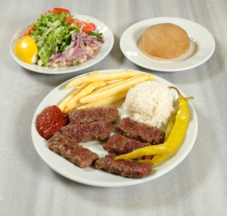 Sultanahmet köftesini en iyi yapan 2 yer