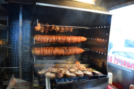 Türkiye’de denemeniz gereken 5 en iyi sokak lezzeti